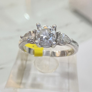 久原當舖,鑽石流當出清PT950 主鑽約50分3